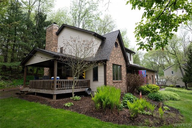 4506 Sharon Drive, Lockport Town, NY 14094