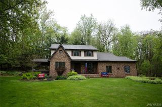 4506 Sharon Drive, Lockport Town, NY 14094