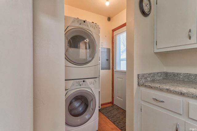 2116 E Riverside Drive, Evansville, IN 47714