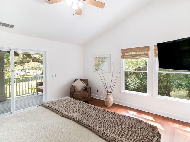 1 Crosstree Dr, Hilton Head Island, SC 29926
