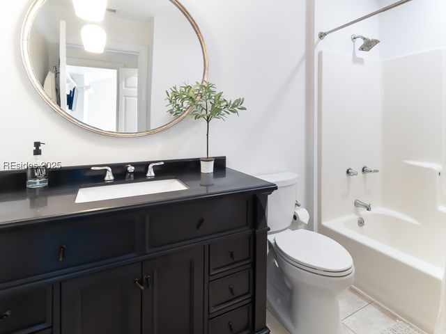 1 Crosstree Dr, Hilton Head Island, SC 29926