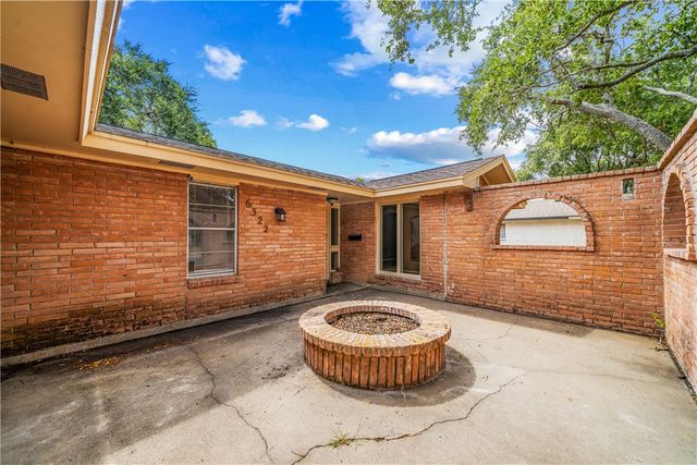 6322 Boca Raton Dr, Corpus Christi, TX 78413