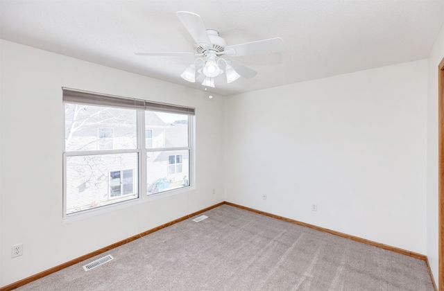 1037 NW Prairie Ridge Drive, Ankeny, IA 50023