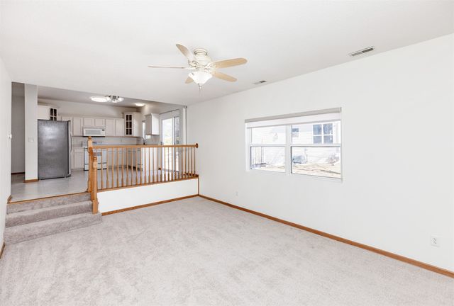 1037 NW Prairie Ridge Drive, Ankeny, IA 50023