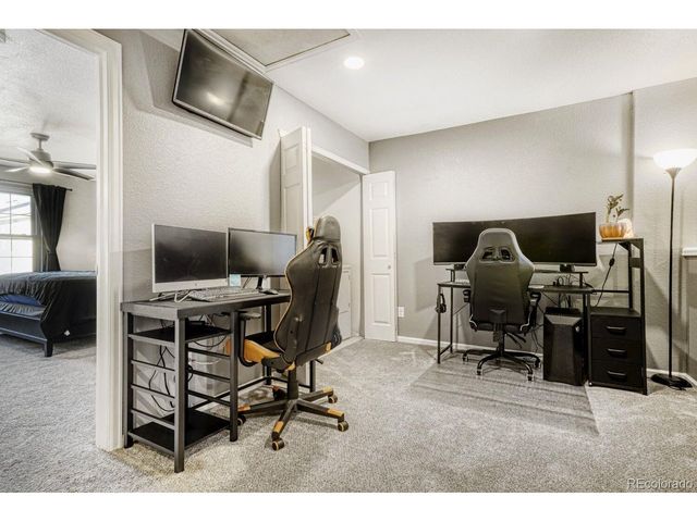 858 S Granby Cir, Aurora, CO 80012