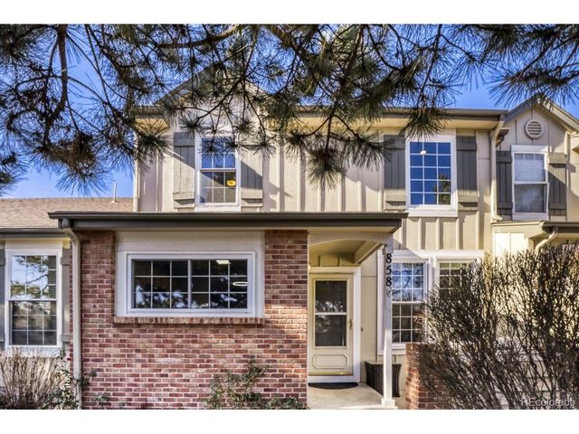 858 S Granby Cir, Aurora, CO 80012