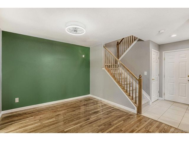 858 S Granby Cir, Aurora, CO 80012