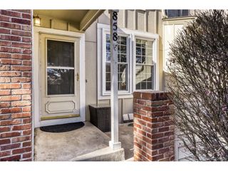 858 S Granby Cir, Aurora, CO 80012