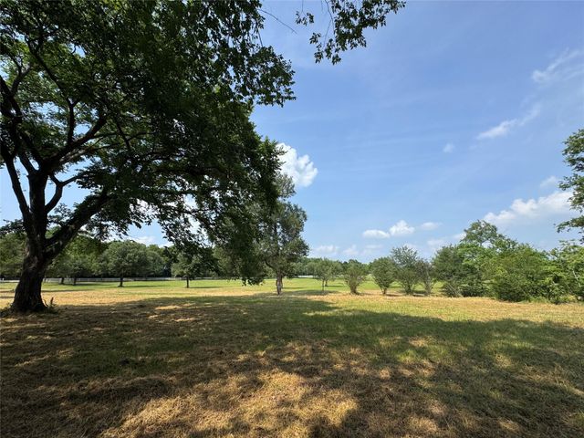 24077 Old Dobbin Plantersvil Road, Montgomery, TX 77316
