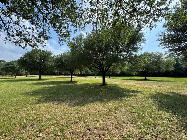 24077 Old Dobbin Plantersvil Road, Montgomery, TX 77316