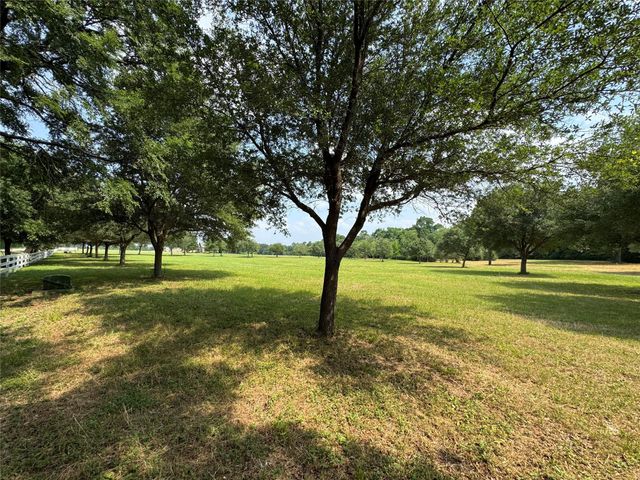 24077 Old Dobbin Plantersvil Road, Montgomery, TX 77316