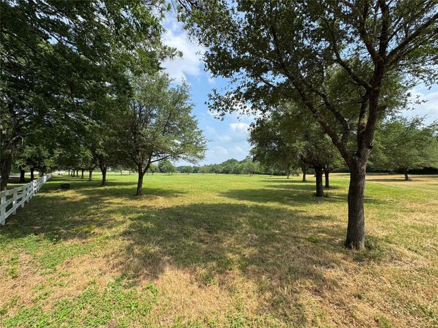 24077 Old Dobbin Plantersvil Road, Montgomery, TX 77316