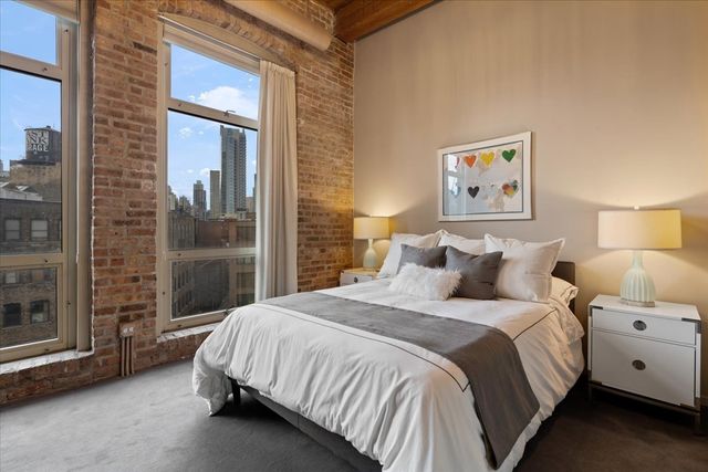 550 N Kingsbury Street 614, Chicago, IL 60654