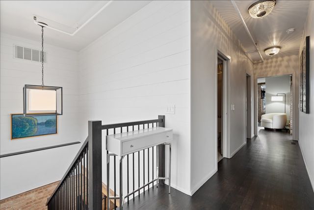 550 N Kingsbury Street 614, Chicago, IL 60654