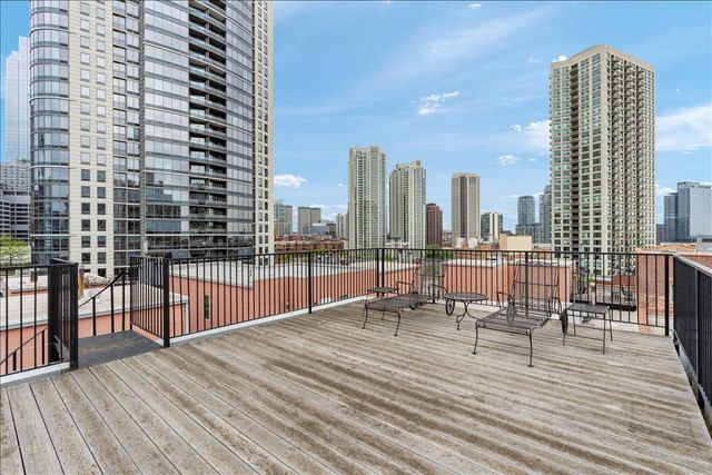 550 N Kingsbury Street 614, Chicago, IL 60654