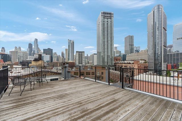 550 N Kingsbury Street 614, Chicago, IL 60654