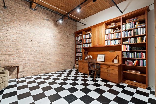 550 N Kingsbury Street 614, Chicago, IL 60654