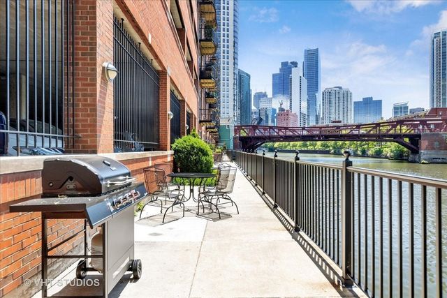550 N Kingsbury Street 614, Chicago, IL 60654