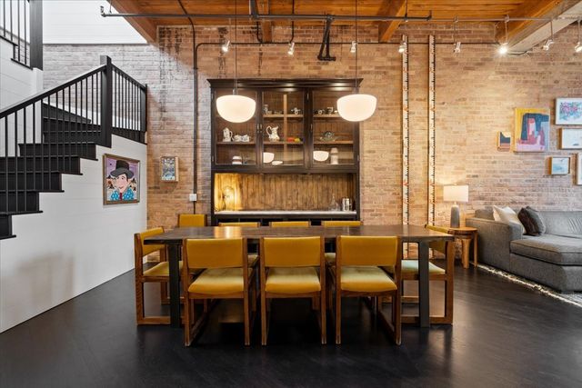550 N Kingsbury Street 614, Chicago, IL 60654