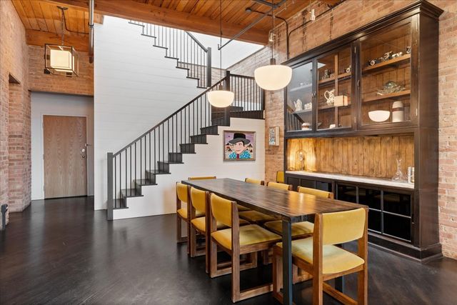 550 N Kingsbury Street 614, Chicago, IL 60654