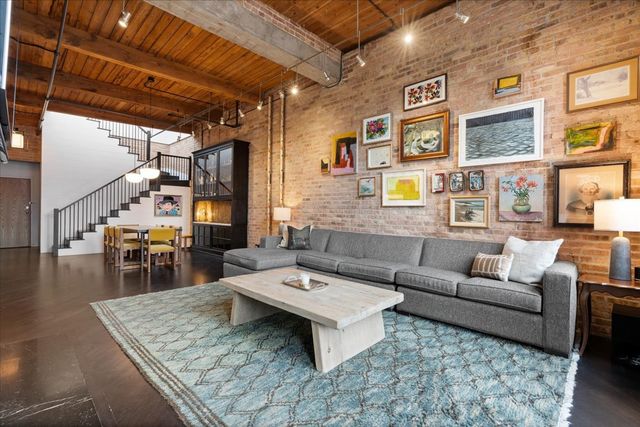 550 N Kingsbury Street 614, Chicago, IL 60654