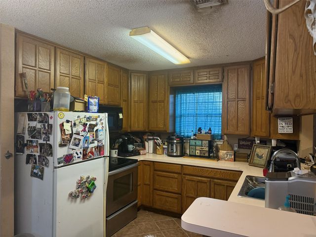 1412 Briar Circle 1412 & 1414, Crowley, TX 76036