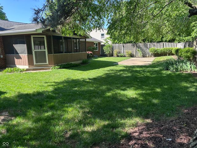 3752 Ironwood Drive, Columbus, IN 47203