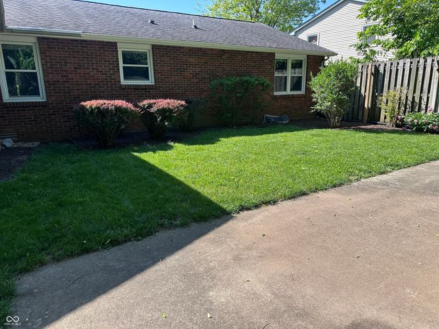 3752 Ironwood Drive, Columbus, IN 47203