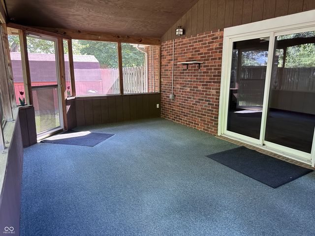 3752 Ironwood Drive, Columbus, IN 47203