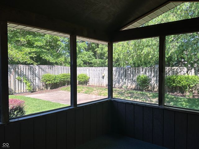 3752 Ironwood Drive, Columbus, IN 47203