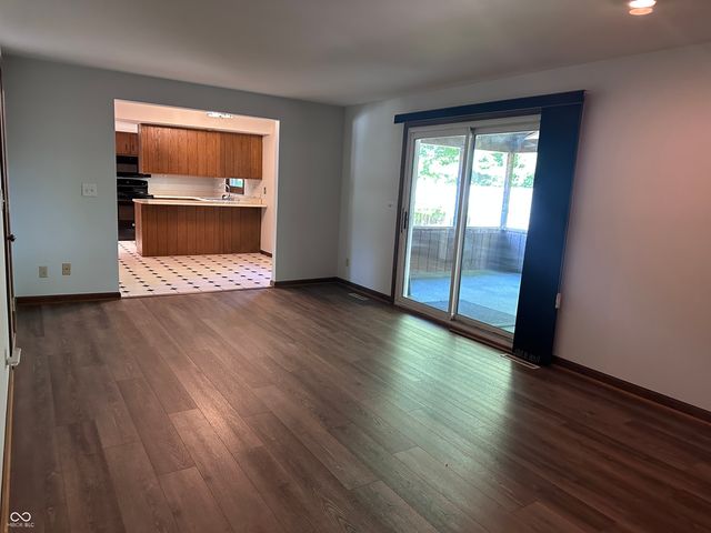 3752 Ironwood Drive, Columbus, IN 47203
