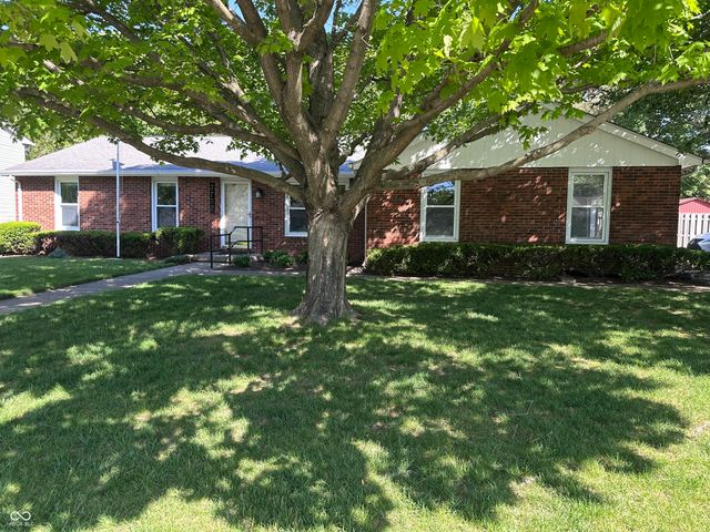 3752 Ironwood Drive, Columbus, IN 47203