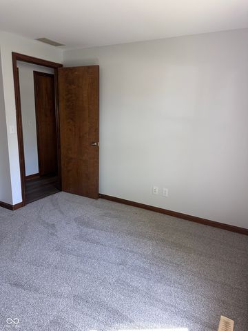 3752 Ironwood Drive, Columbus, IN 47203