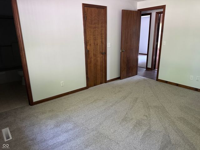 3752 Ironwood Drive, Columbus, IN 47203