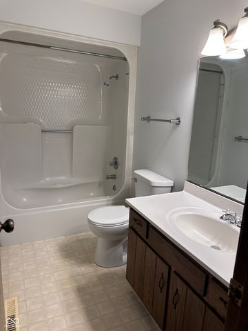 3752 Ironwood Drive, Columbus, IN 47203