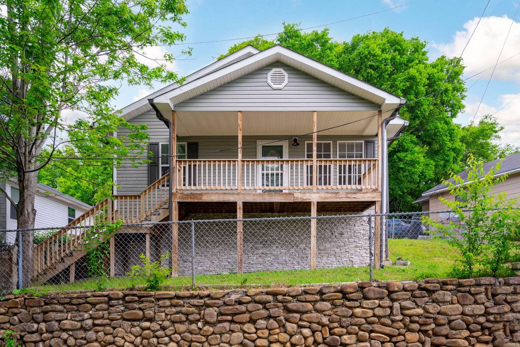 3619 Crompton Street, Lupton City, TN 37351