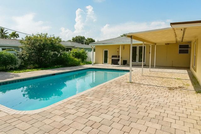 1260 SW 32nd St, Fort Lauderdale, FL 33315