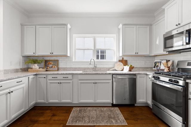 804 Wellstone Drive, Chattanooga, TN 37405