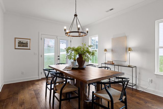 804 Wellstone Drive, Chattanooga, TN 37405