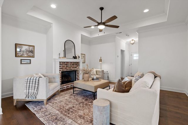 804 Wellstone Drive, Chattanooga, TN 37405