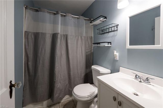 2608 Bapaume AVE, Norfolk, VA 23509