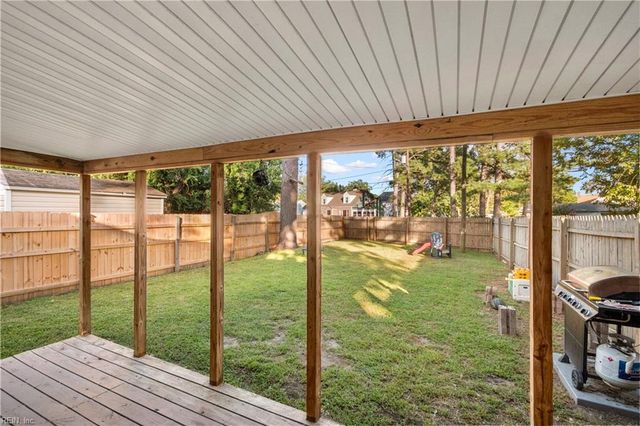 2608 Bapaume AVE, Norfolk, VA 23509