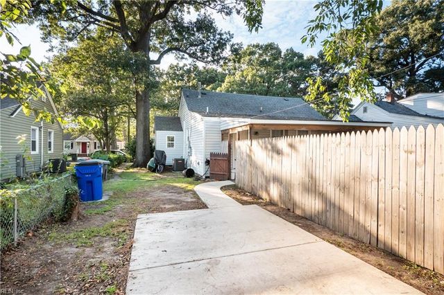 2608 Bapaume AVE, Norfolk, VA 23509