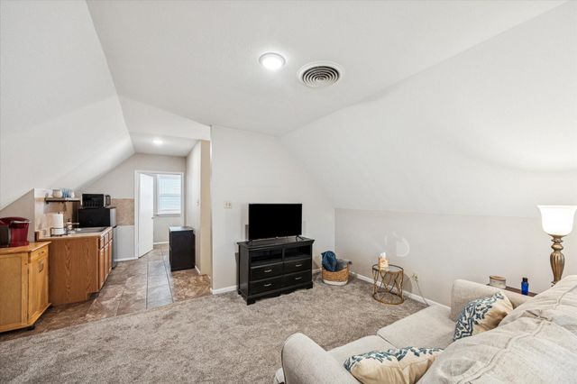 701 W Third Street, Brenham, TX 77833