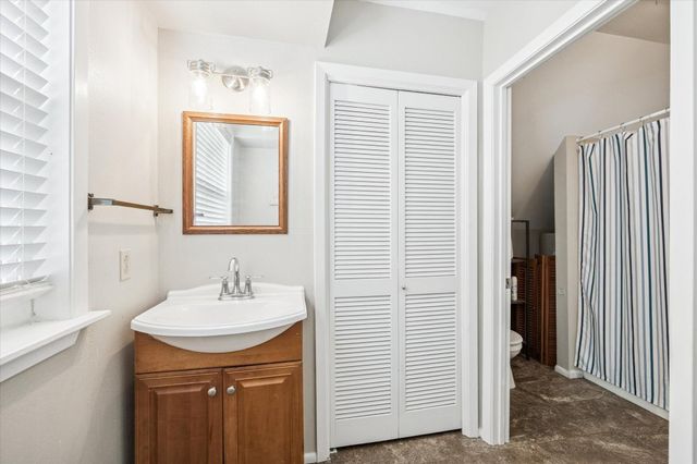 701 W Third Street, Brenham, TX 77833