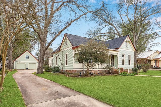 701 W Third Street, Brenham, TX 77833