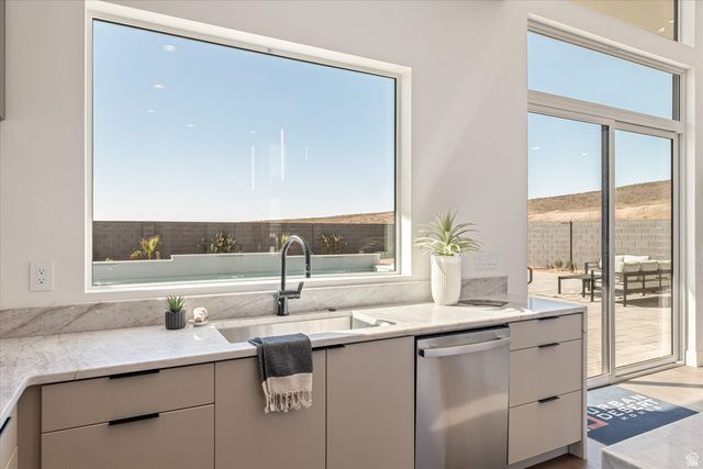 1523 W 840 S, Hurricane, UT 84737