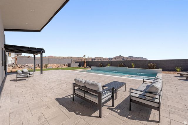 1523 W 840 S, Hurricane, UT 84737
