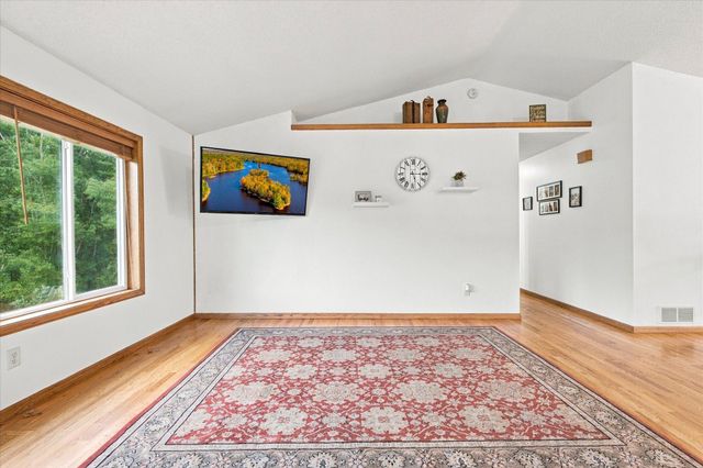 15740 Yellow Pine Street NW, Andover, MN 55304