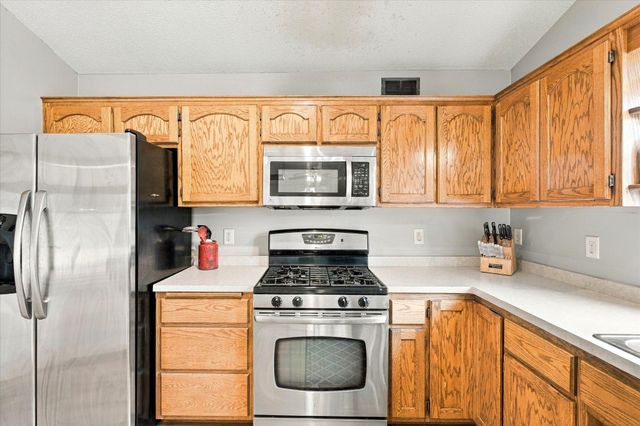 15740 Yellow Pine Street NW, Andover, MN 55304